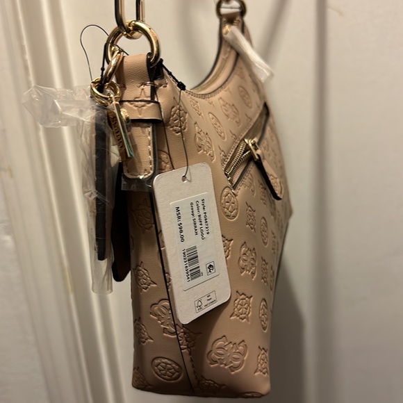 NWT GUESS Sirrah Top Zip Shoulder Bag👜 - Picture 3 of 4